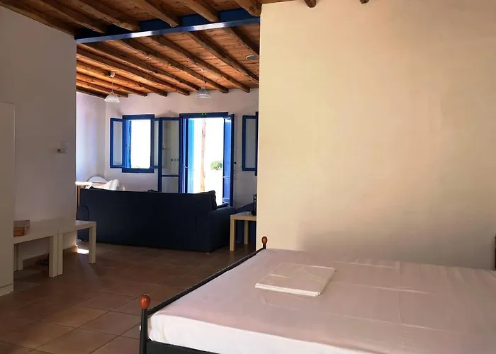 The Nest * Firopotamos